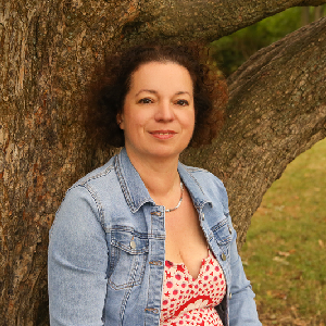 Annett Beyer Profilbild Annett Beyer Profilbild